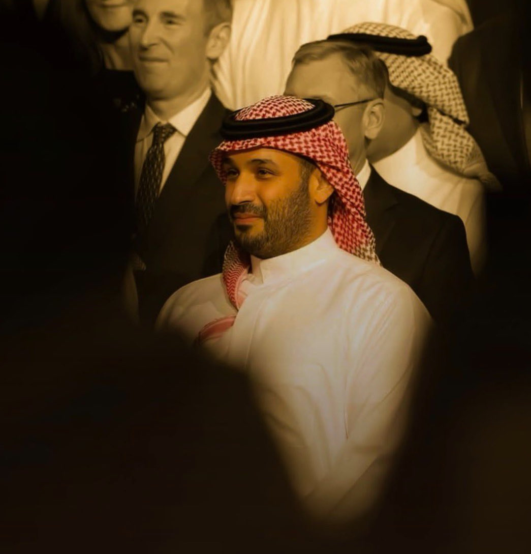 just_live80's tweet photo. الجيش جيشك وانت للحرب عنوان
أضرب بِنَا موجٍ تزايد طمية

نثبت بيوماً فيه زوغات الأذهان
ونحمى العدو لو كان بأيت نحية

في الجو طيارة وفي الأرض شجعان
الموت يزمي و الأساطيل مية

هذا وطنا 🇸🇦 عزنا خير ما كان
يا كيف ما نحمية يا أهل الحمية

القوات الجويه الملكيه السعوديه (نصرها الله)🤍 https://t.co/Og3GjzKtJc