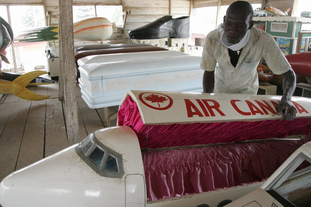 Complex's tweet photo. Wow this is beautiful 

In Ghana, people handcraft coffins that are designed to reflect a person's life, profession, or achievements to represent the life they lived. 

These “fantasy coffins,” known as abebuu adekai, turn funerals into deeply personal celebrations rather than just moments of mourning. 

📸:GETTY