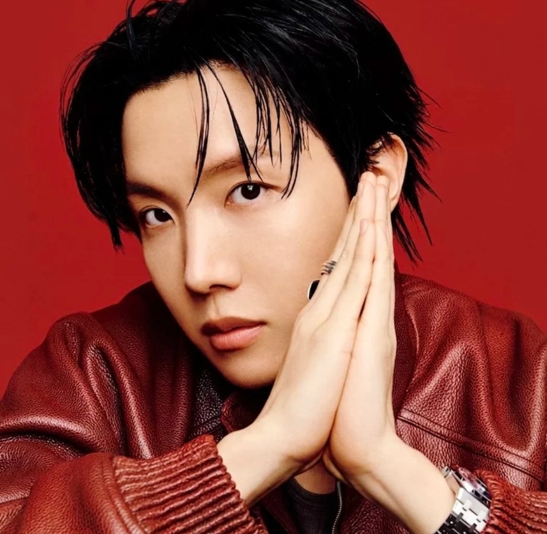 AboutMusicYT's tweet photo. J-Hope is being teased as the new model for Colgate. https://t.co/gms5iwh1Jl