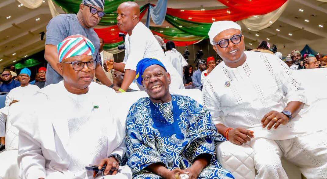 Osun_Apc001's tweet photo. Yesterday, I joined leaders and stakeholders of our great party at the national level, under the leadership of our National Chairman, Dr. Nentawe Yilwatda, for the inauguration of the Osun State Governorship National Campaign Committee.

. https://t.co/ilPnaXoTVa