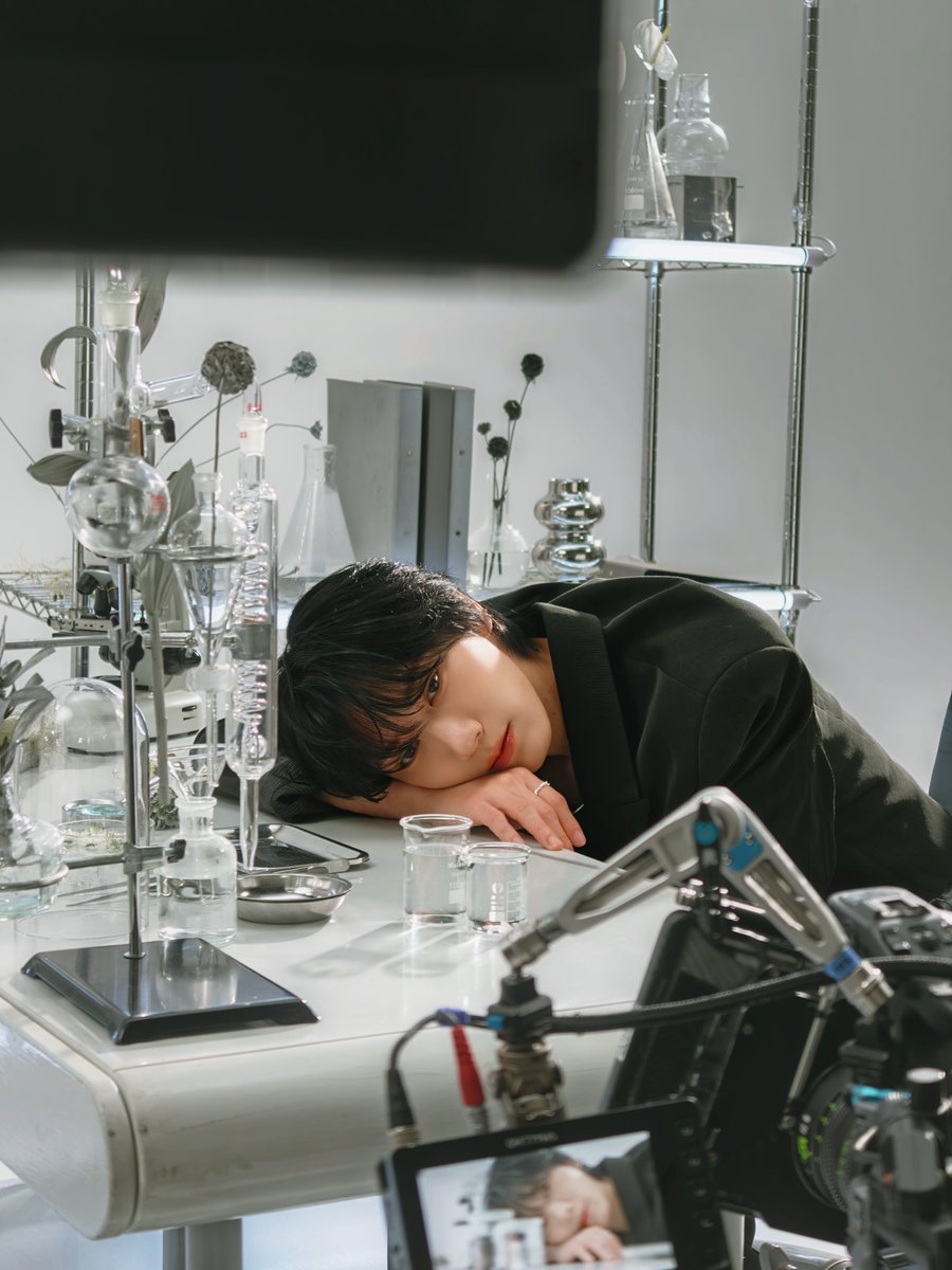 TEN_offcl's tweet photo. https://t.co/eTL5DhYw2S