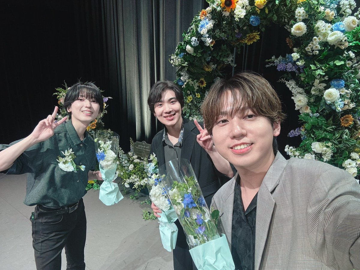 gaku_kajiwara's tweet photo. ありがとうございました！！
お花にまつわるお話たちでした💐 #花の園 https://t.co/DTtEIdGZH5