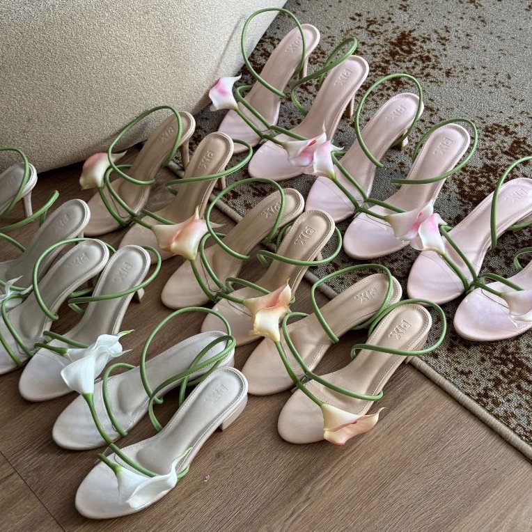 veeolettt's tweet photo. FINALLY nemu sepatu dengan vibes pinterest yang aku cari-cari 🌺🌸😍 https://t.co/qPSv9QJ8LO
