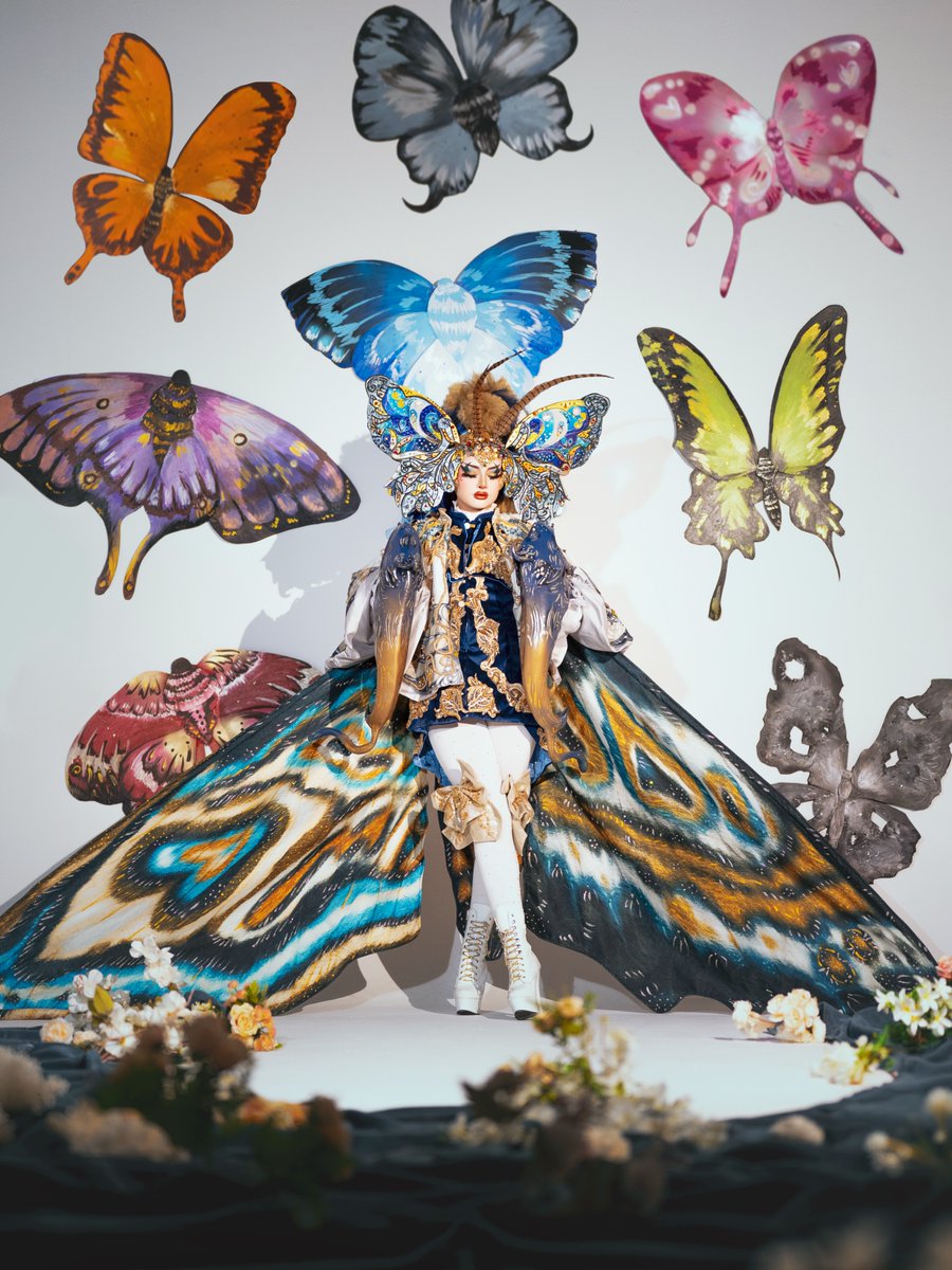 DragBasee's tweet photo. Hidden Mistake stuns in her 'La Muy Más (The Very Most)' runway for Solo Las Más 2.

📸https://t.co/FVijqDg1XM_
#SLM2 https://t.co/r1jkgYfyCO