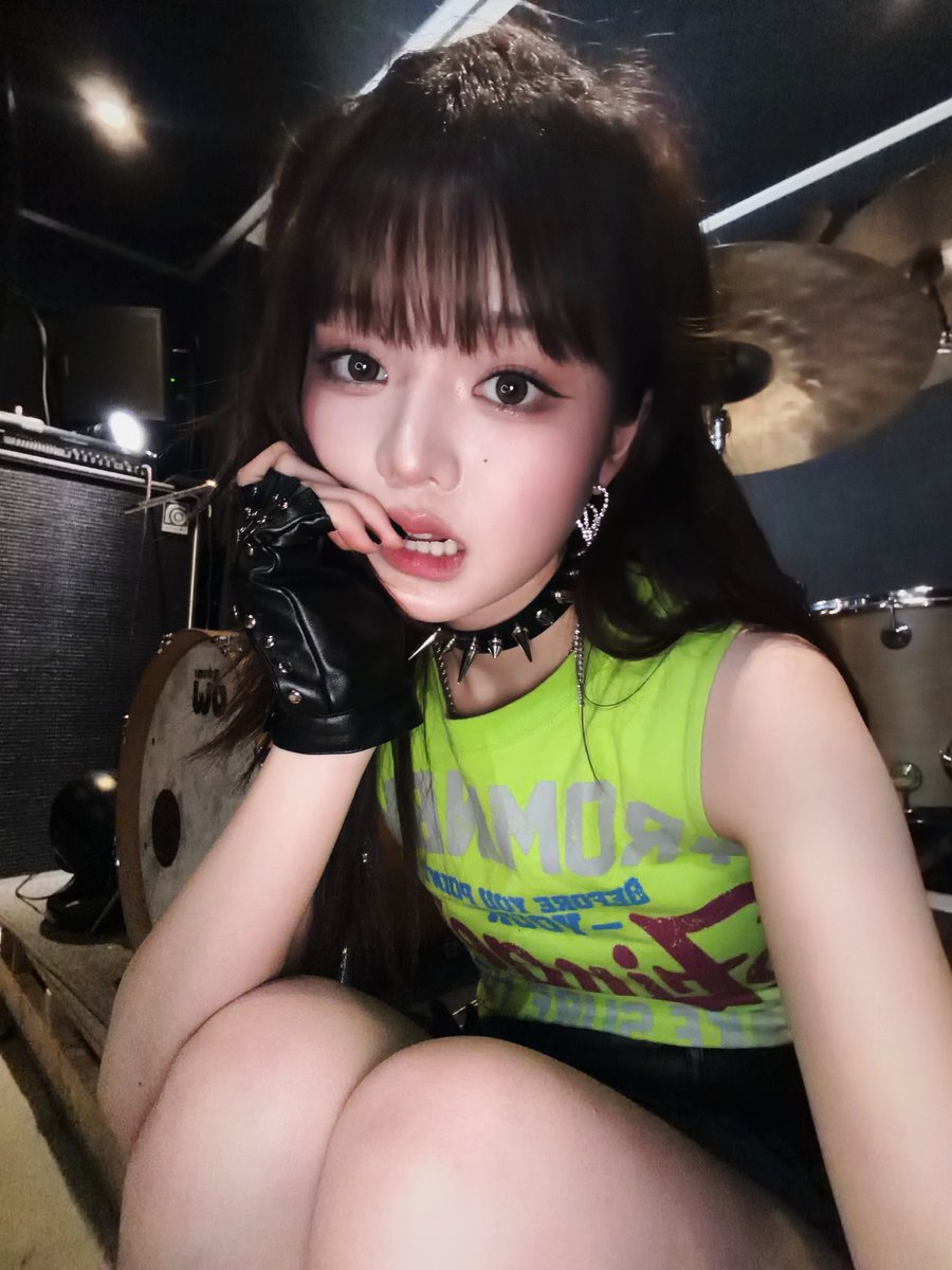 immortalsfall's tweet photo. ˚　✦　.　　. 　 ˚　.　　. ✦　˚　　 . ★⋆. 　.  　˚　　　*　　✦　.　　.　　　✦　˚ 　　 ˚　.˚　　　.　　. 　 ˚　.　 ✦       alice syndrome girls 　✦　　　.　　. 　 ˚　.　 . ✦　 　˚　　　　 . ★⋆.　.   　　˚　　 　　*　　✦　.　　.　　✦　˚　.˚　　.　　. 　 ˚　.　 　✦ https://t.co/HEBgywAEcw