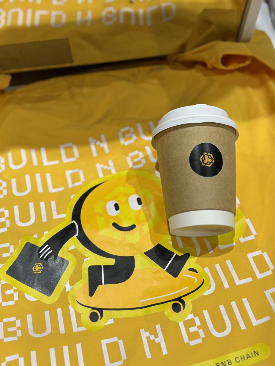 0xsandy1913's tweet photo. @MalaysiaBCW 主会场，29号-30号

我们@BNBCHAIN @BNBCHAINZH在VIP 和Coffee Station两个区域请大家喝咖啡

BNB牌☕️，一杯提神醒脑，两杯永��疲劳

快来找Sandy打卡拍照！！！随机掉落小惊喜哟🥳 https://t.co/q2HPlZ5qG2