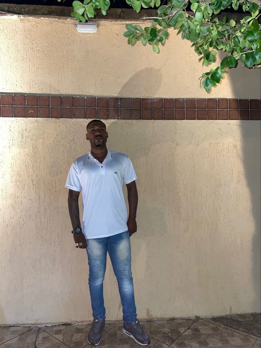 G_bTavares's tweet photo. “Não se compare, os caminhos são diferentes pra todos” https://t.co/8g96lMuR3U