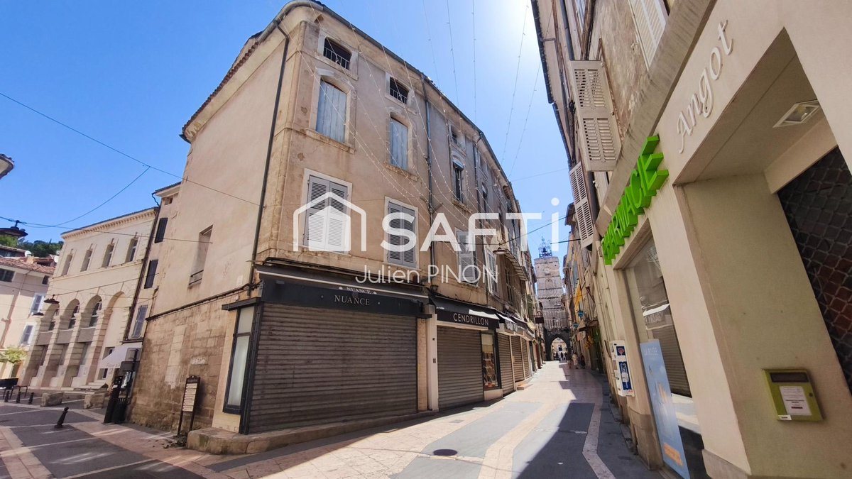 julyen91's tweet photo. ✨ Bien à vendre | APT 📍

Situé en plein centre-ville d'Apt (84400), cet appartement de 87 m² profite d'une situation idéale, au plus proche des commodités, commerces et services. Vous serez immédiatement séduit par l'authenticité de la vie (...) https://t.co/nu6rA30dLp