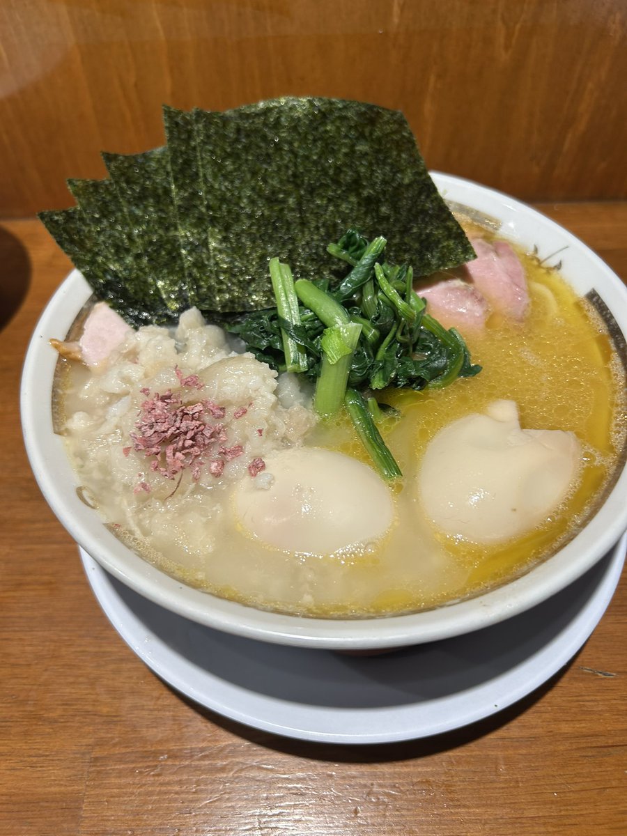 abeluu514's tweet photo. 麺家　龍~Ryo~🐉🐉🐉

限定SP 塩ラーメン変更🍜🐉

ウマスギ！！！！！
超ウマスギ！！！！
平日のお昼でエグ並び
あとの幸せです🤩🫶

めちゃうま幸腹パン🤩🙌
龍さん真さん🐉🐉
ごちそうさまでした😎🫶 https://t.co/crgXn9OZnE