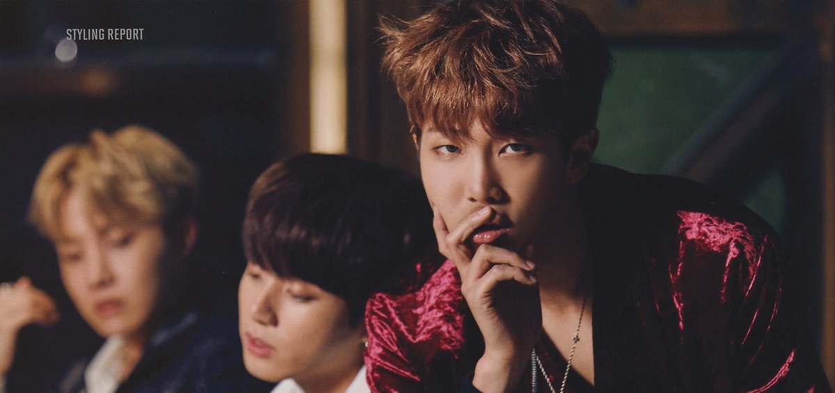 btsfancafe__twt's tweet photo. [scan] BTS 4th ARMY Membership Kit (1)

#RM #JHOPE #JUNGKOOK #BTS #방탄소년단 #ARMYZIP https://t.co/cBjm85KWqh
