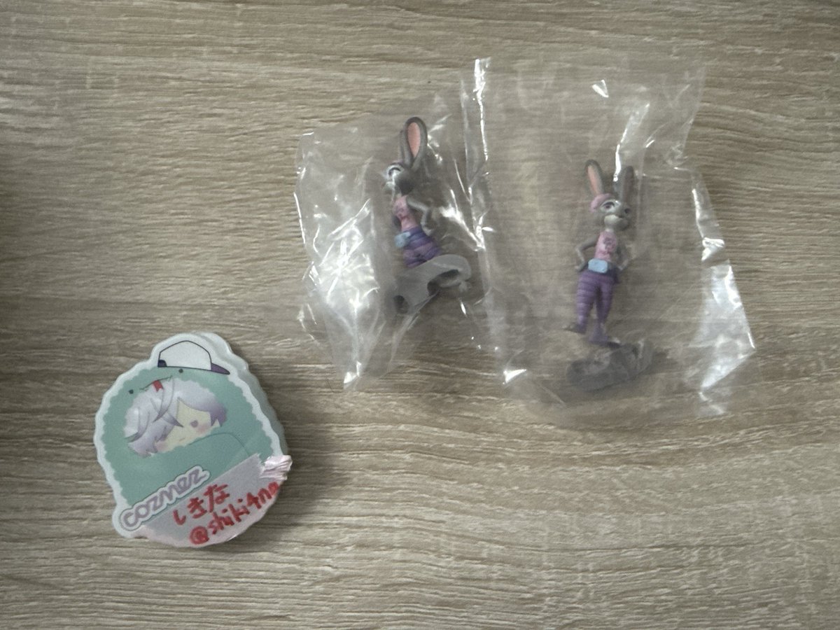 shiki4na's tweet photo. 【交換・譲渡】ニック&amp;ジュディ コスチュームフィギュアコレクション

【譲】
ジュディ(変装)2

【求】
ニック(タキシード>変装)、ジュディ(ドレス)1

都内(池袋>ほか)手渡しor郵送
お気軽にお声がけください https://t.co/FLHCq66T0t