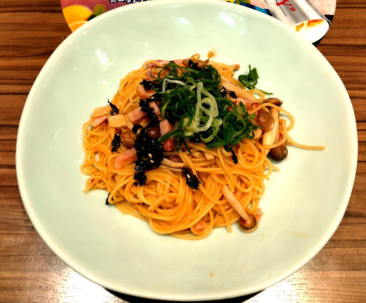 syunbeam's tweet photo. 打ち合わせドリンクバーあるし #ラパウザ にしようってことでランチも兼ねてラパウザへ
まぁ取引先のおんながパスタ食べたいだけなんだけどね
この前ランチセットでチーズケーキを食べたかたら今回はシフォンケーキにしてみました、おいちい(^q^)
うーん、でもデブるなこりゃ😢
🍝 コロワイド 株主優待 https://t.co/ORIbA2wIYO