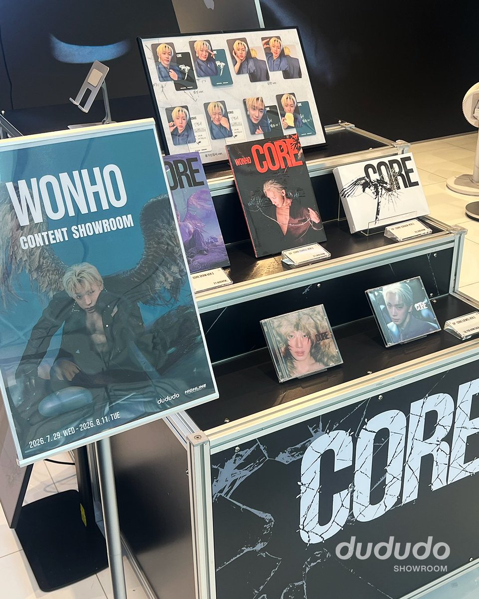 dududoshowroom's tweet photo. [#dududo_showroom]

WONHO CONTENT SHOWROOM 🕸️

위니의 심장에 CRACK을 낼 원호의 CORE💥
WONHO CONTENT SHOWROOM OPEN⚡

📍 THE HYUNDAI SEOUL 6F dududo showroom
📅 2026. 07. 29(Wed) - 2026. 08. 11(Tue)

Operating Hours
Mon–Thu 10:30 AM–8:00 PM
Fri–Sun 10:30 AM–8:30 PM

@official__wonho
#WONHO #원호 #CORE