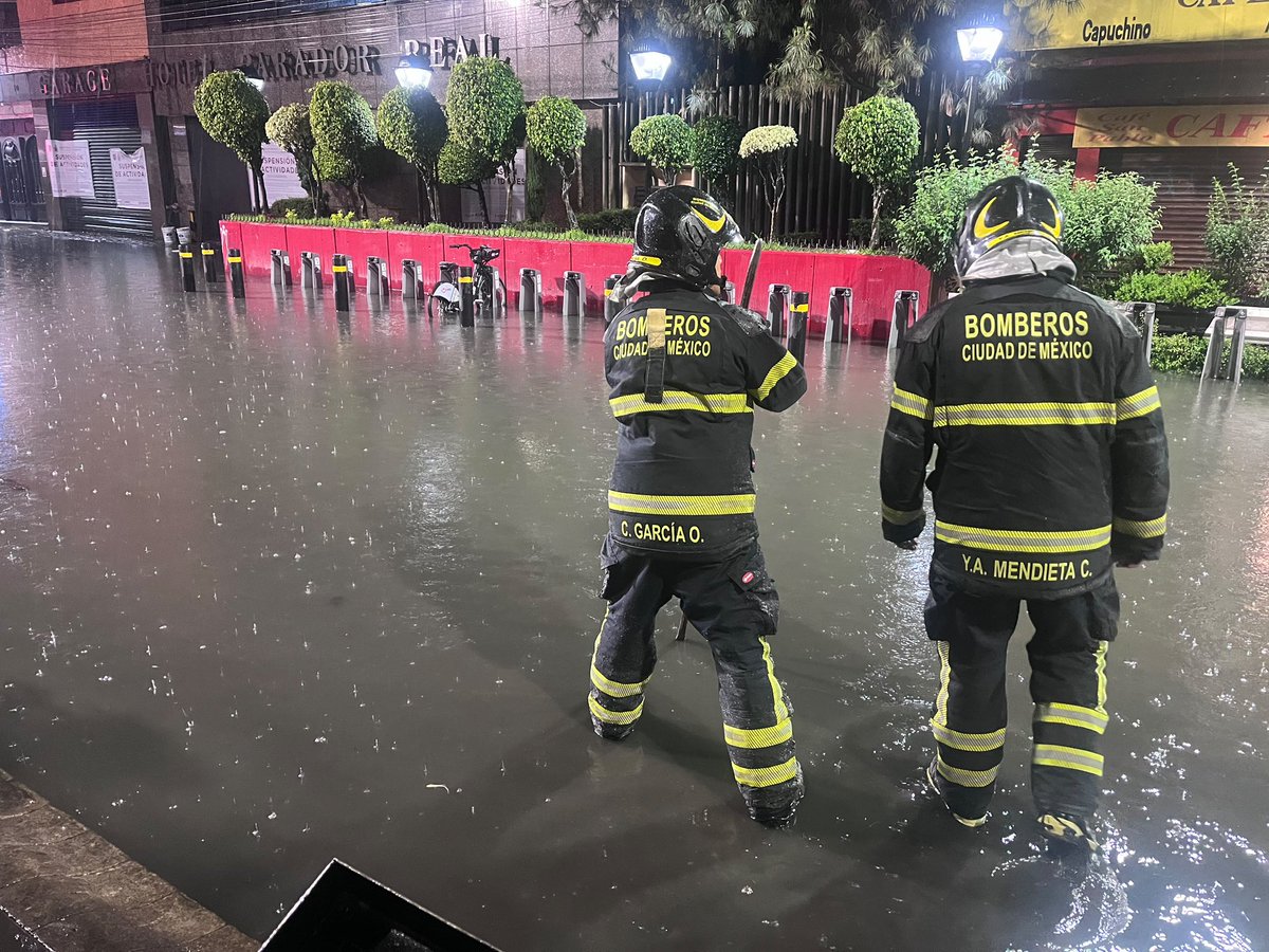 Bomberos Ciudad de México Oficial tweet media