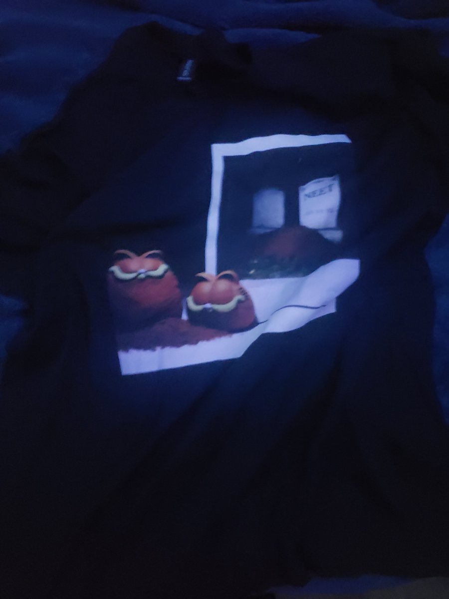 dekos111's tweet photo. I got a size to big like a fucktart https://t.co/n2LnfjXUwN