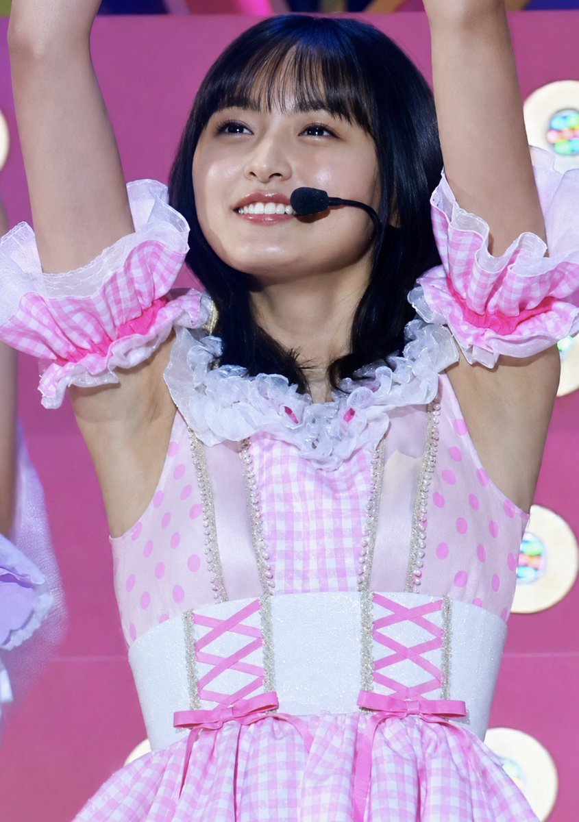 yami_ooo77's tweet photo. 遠藤さくらの美しい脇😍 https://t.co/uUN6JjjPWl