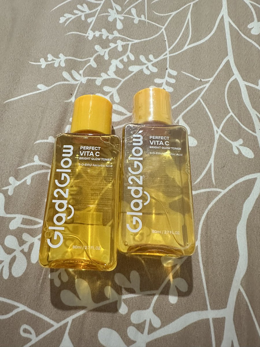 alilluvly's tweet photo. Hallo kak, ready stock yaa 
Ini sisa stock bulanan aku udh ga kepakek mau aku jual murah aja, expnya masih lama yaa sayang bgt kalo cmn di pajang di kamar
Berminat silakan dm aja yaa guys🥳🙏🏻

T. Wtb wts g2g toner preloved https://t.co/vMcYnhzUMQ