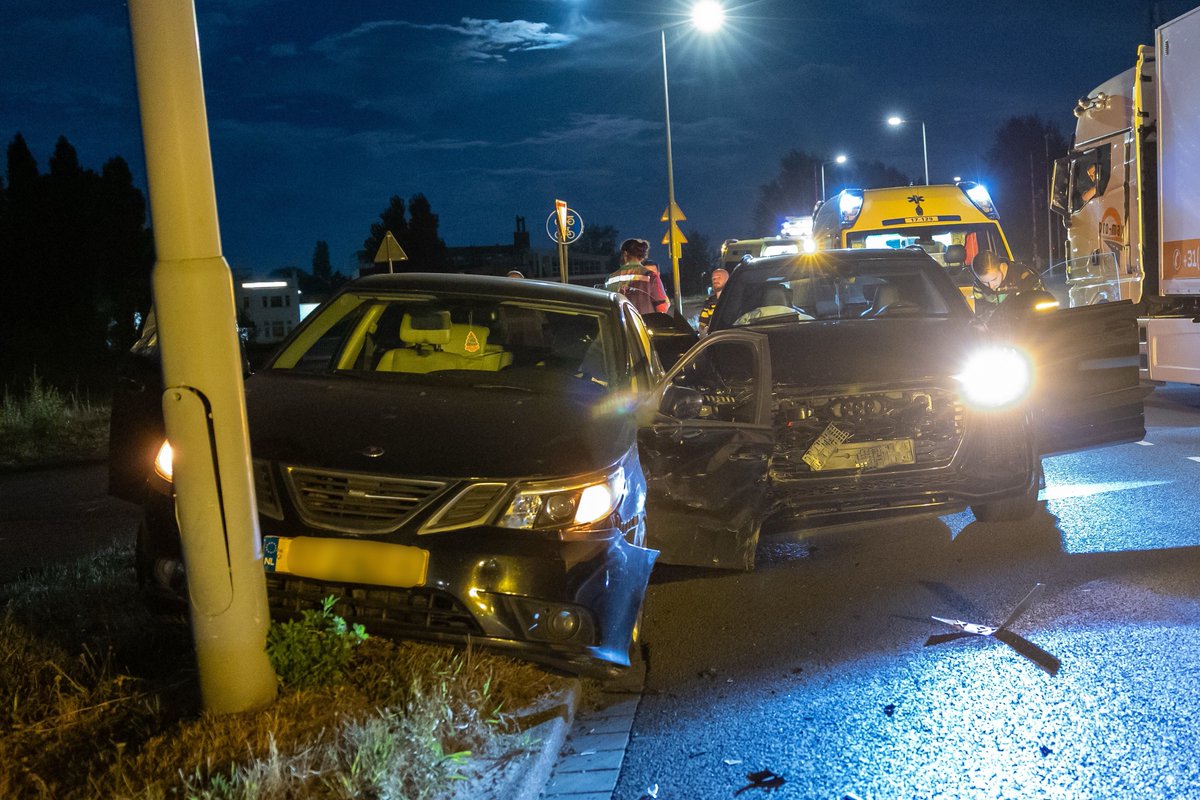 Meerdere gewonden bij aanrijding in Rotterdam