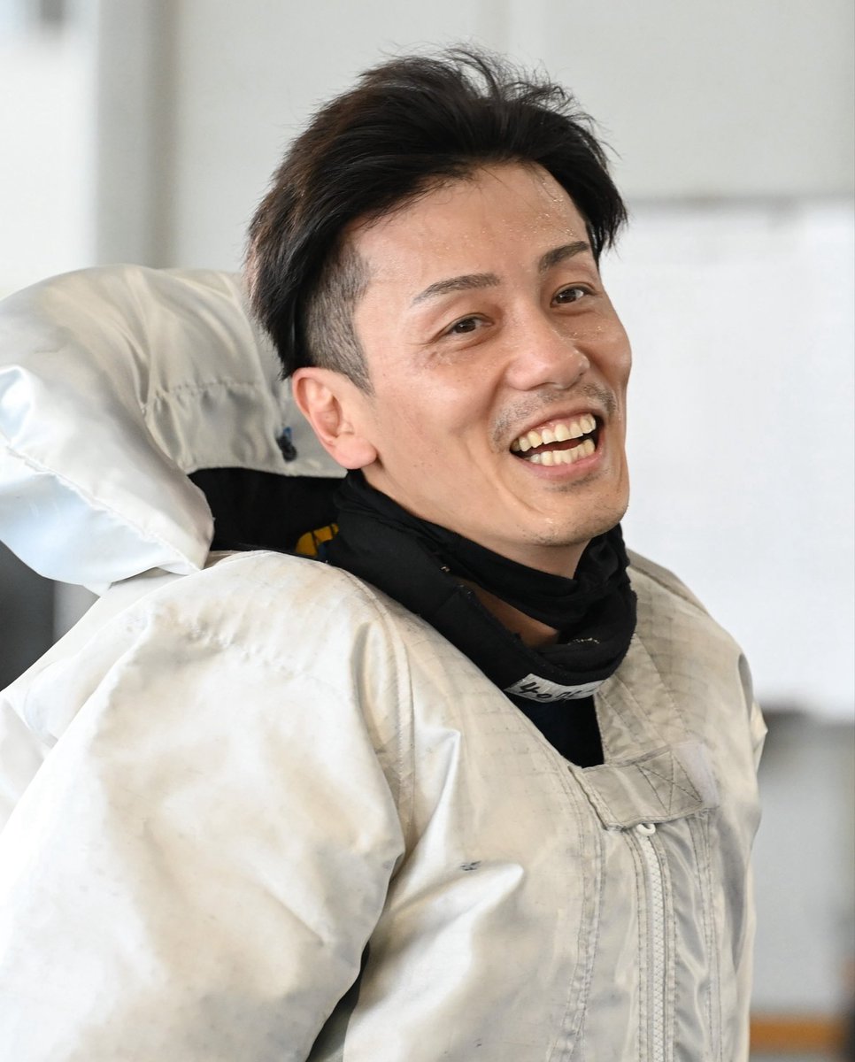 chusporace's tweet photo. 【#ボートレースびわこ】#オーシャンカップ
２日目　３Ｒイン #中野次郎 選手がキッチリ１M先回り🥇 https://t.co/1nOwFXdMOO