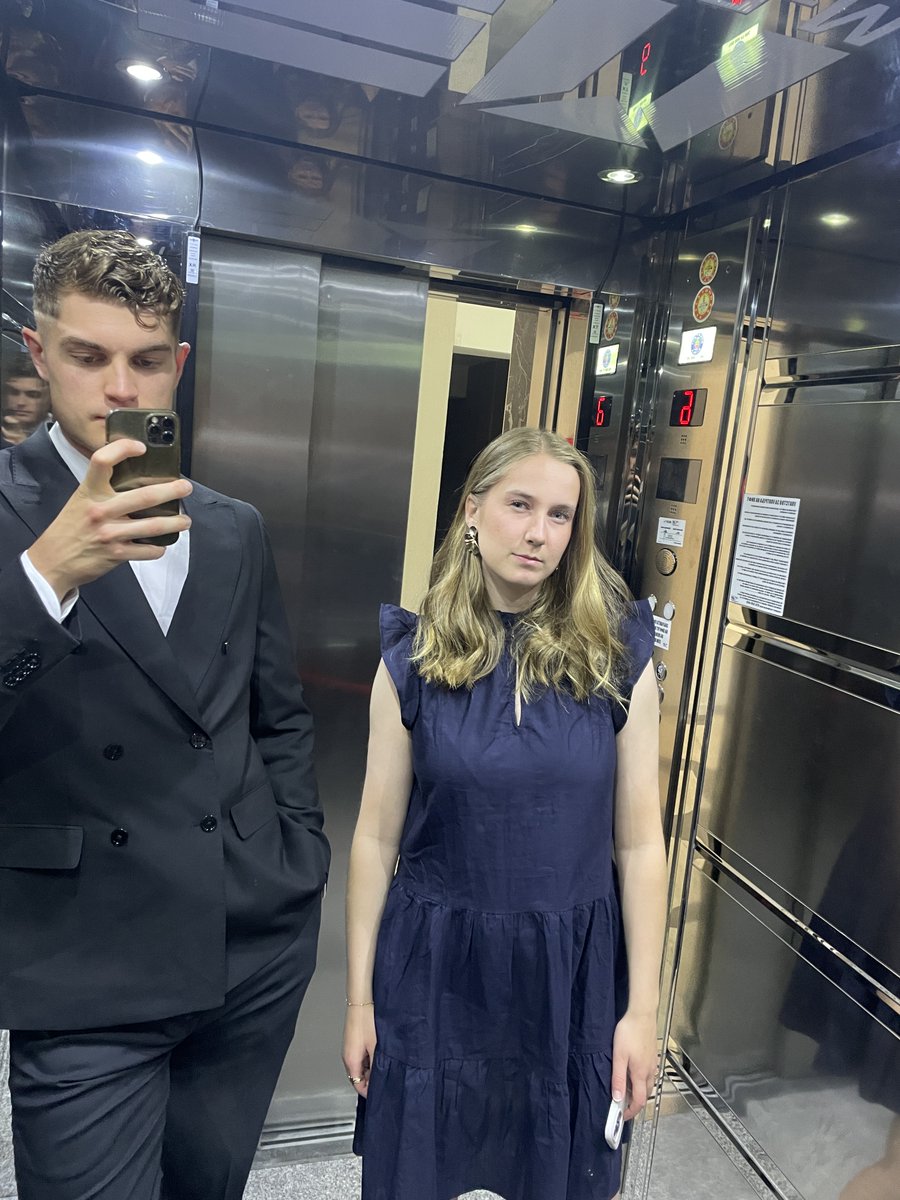 drexfalk's tweet photo. Fuck a rollie or a lambo. 

I'm working hard so I can fly my sister out to random countries so we can make lasting memories we'll talk about forever. 

You're not doing the same. 

And it shows... https://t.co/j3rf4U9ssk
