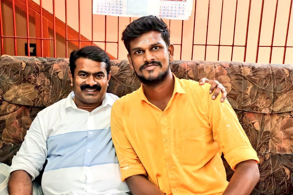 ImNishanthTR's tweet photo. சகோதரர் விஷ்ணுக்கு ஒரு வேண்டுகோள்!

பாரிசாலன், அதிமுக twin brothers, மற்றும் பலர்... இவர்களை நம்பி கண்ட கண்ட வலையொளிகளுக்கு நேர்காணல் கொடுக்காதீர்கள். உங்கள் வலையொளியில்  கூட பேசாதீர்கள். கொஞ்சம் பொறுங்க... நல்லதே நடக்கும்... https://t.co/vIcf6CmOiI