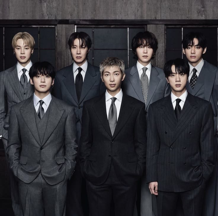 Akjinbts's tweet photo. Forbes : "BTS continues smashing records and the Grammy's continue to lose relevance, who really needs who." 

And this still holds true today. So proud of BTS for standing up for their art and themselves 🔥 https://t.co/uADXM16KxK