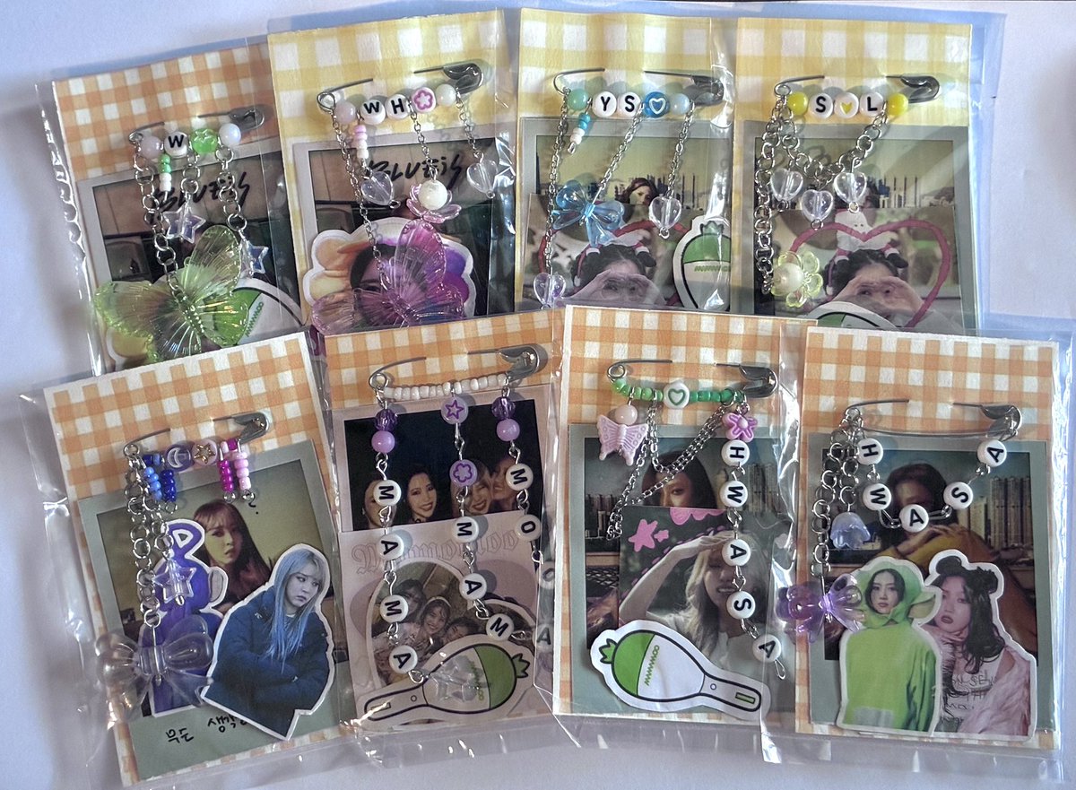 cestlavieeei's tweet photo. 𝜗𝜚 MAMAMOO 4WARD MANILA | freebies  ࣪˖ ִ𐙚 

i will be giving away these cuties i made out of sheer dedication 😂😂 me po yung naka-rukkhadevata cosplay from genshin (2nd photo for ref) 

just approach me nalangs! 
see u sa concert 🫶🏻

𑣲⋆ limited number 
𑣲⋆ open for trades https://t.co/Jkgy2jw7rE