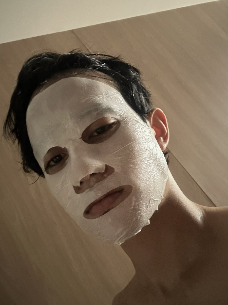 BarcodeTin's tweet photo. 😏 https://t.co/hHALQ9KOn9