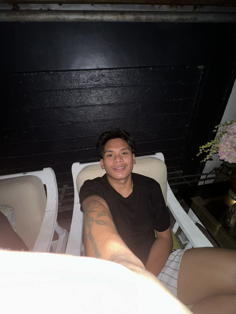 JayjayVena68505's tweet photo. 1 hour of peace .you deserve it DM na😉
@Radiance_banawe 
@MassageAddict28 
@simplyme101486 
@YourCritReview 
@iamsuperking31 
@veric_mark https://t.co/x4gnZmCK63