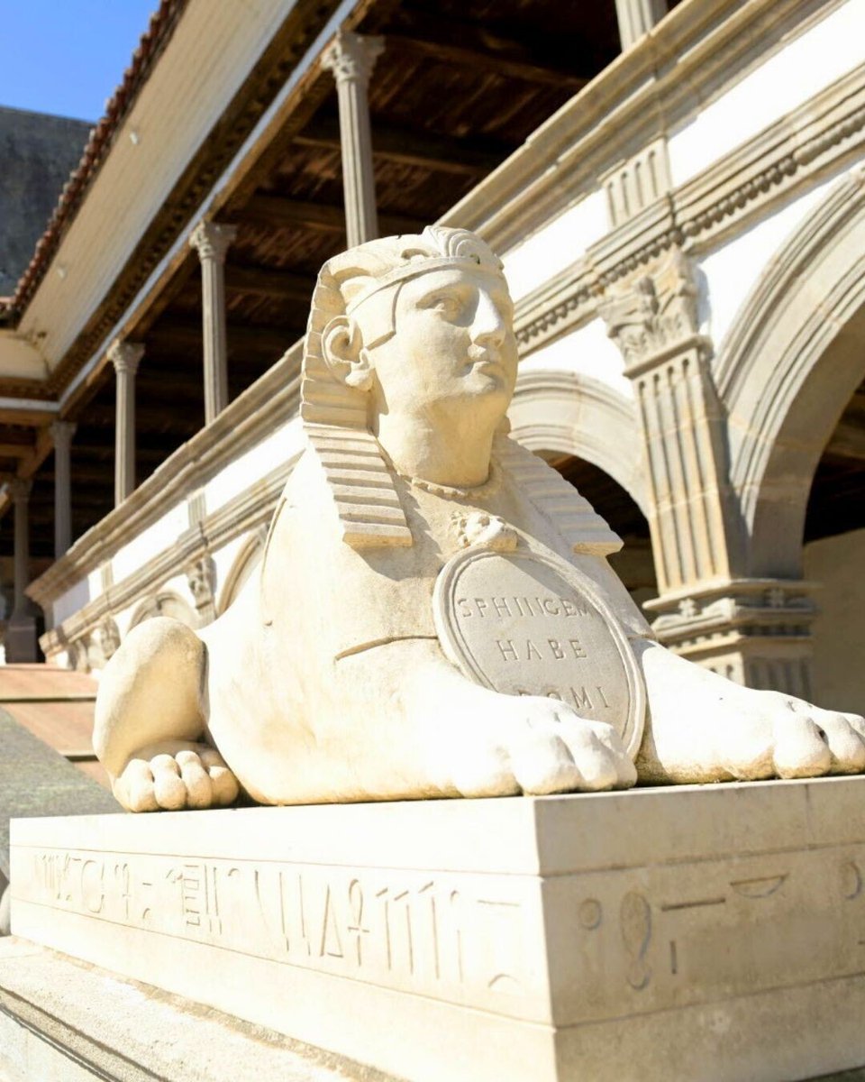 Leprogresloire's tweet photo. #Forez On vous emmène découvrir les richesses architecturales de la Bâtie d'Urfé en images ➡️ [SHORTLINK] https://t.co/w7Knn1s8H1