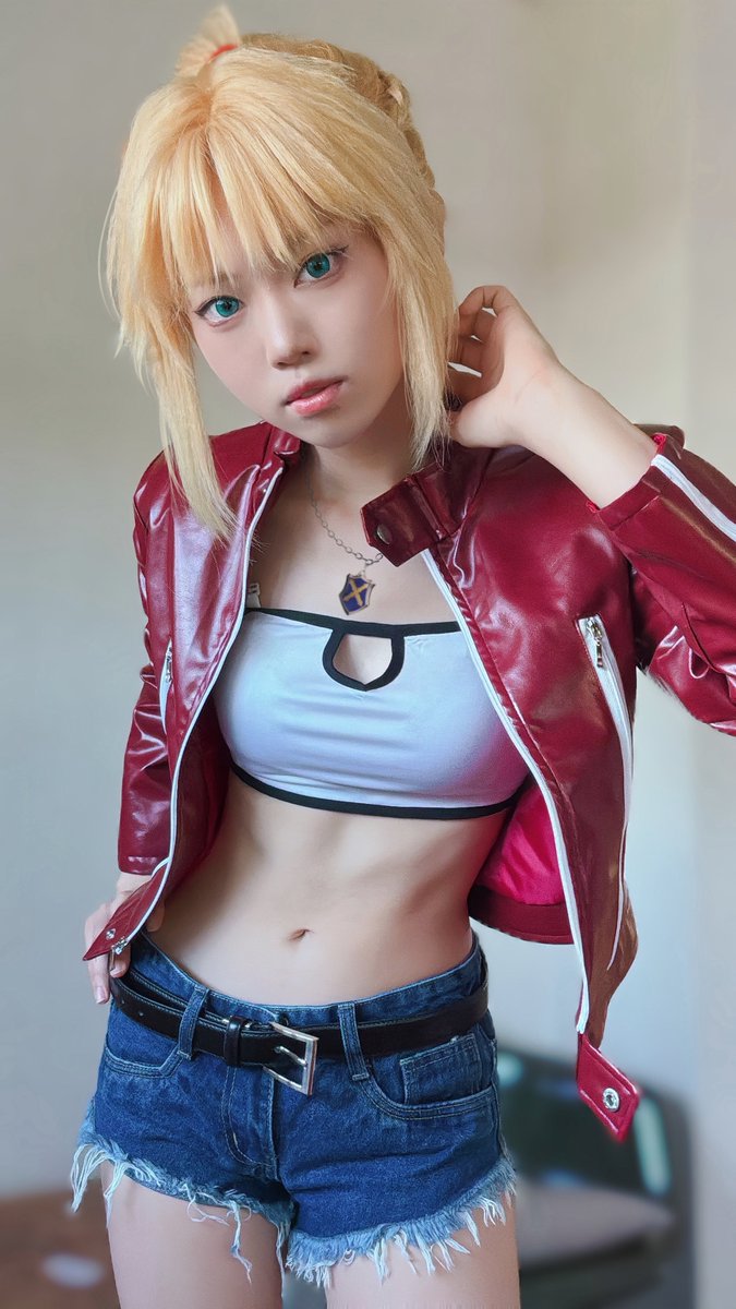 nagise_nose's tweet photo. モードレッド fgo cos https://t.co/SxUJXEih7t