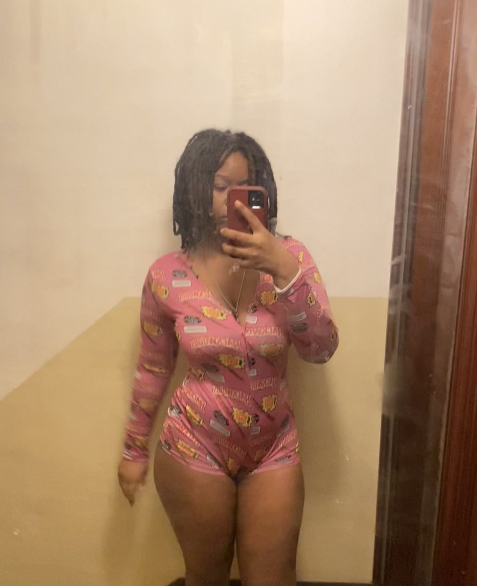 blndasabt's tweet photo. im 180 lbs should i get to 200 or chill https://t.co/1YOMGKtGYA