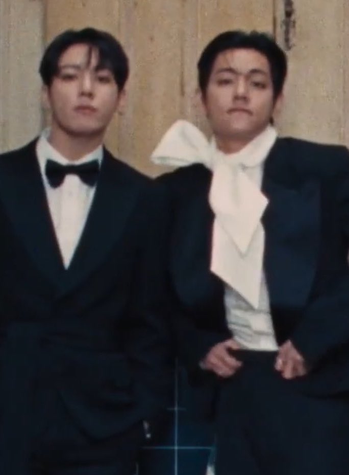 kthjjg's tweet photo. i LOVE the difference in their bow ties 🎀 https://t.co/DqTKtCMswp