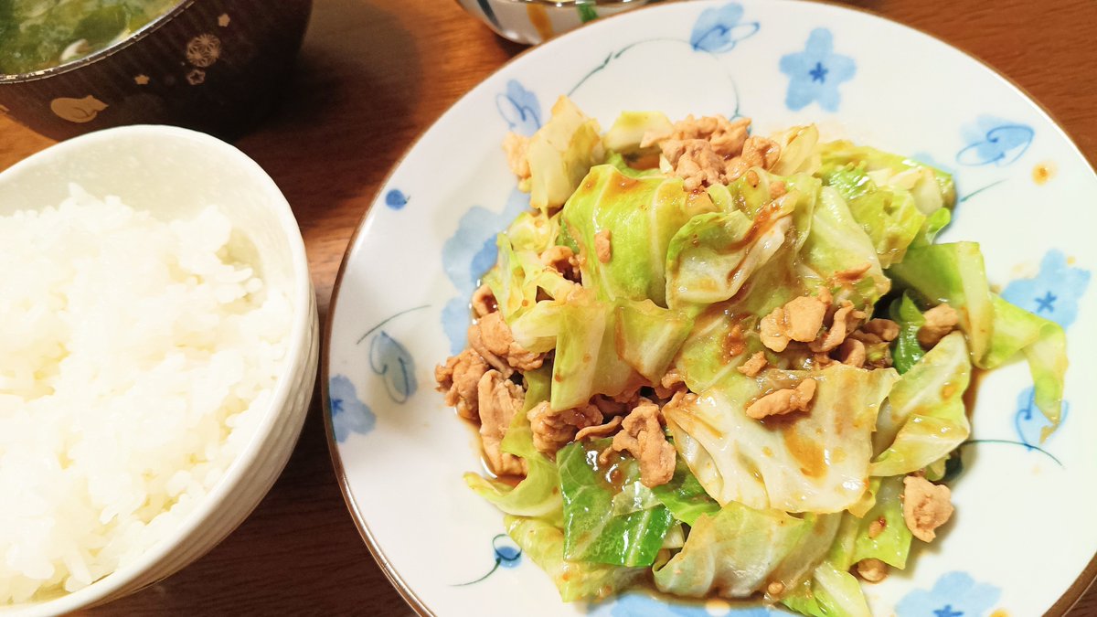 so_ba_na's tweet photo. 肉みそキャベツ
#おうちごはん https://t.co/Tl7JMSIrvT