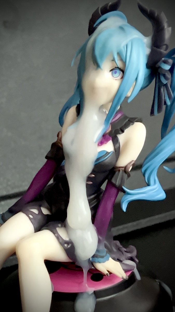 janoroad's tweet photo. #フィギュアぶっかけ https://t.co/Dn7T9C7nfU