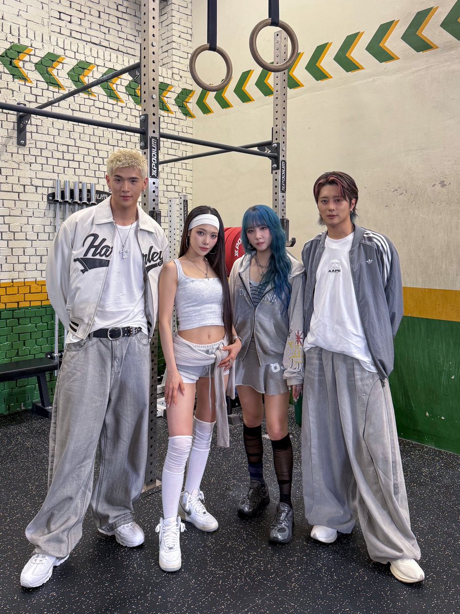 KARD_Official's tweet photo. [📷]
KARD 카드 ‘Back To Life’｜On the Spot｜온더스팟

🔗 https://t.co/NE5ZrnU24F

#KARD #카드
#BackToLife
#1theK #온더스팟 #On_the_Spot https://t.co/JPLgheepCr
