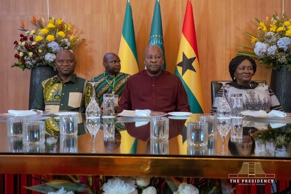 GameTV_gh's tweet photo. President John Dramani Mahama and Gabon's President, Brice Clotaire Oligui Nguema, held bilateral talks at the Presidency in Accra, reaffirming their commitment to deepening ties between the two countries.
#GameTVgh https://t.co/0p1gxO48AR