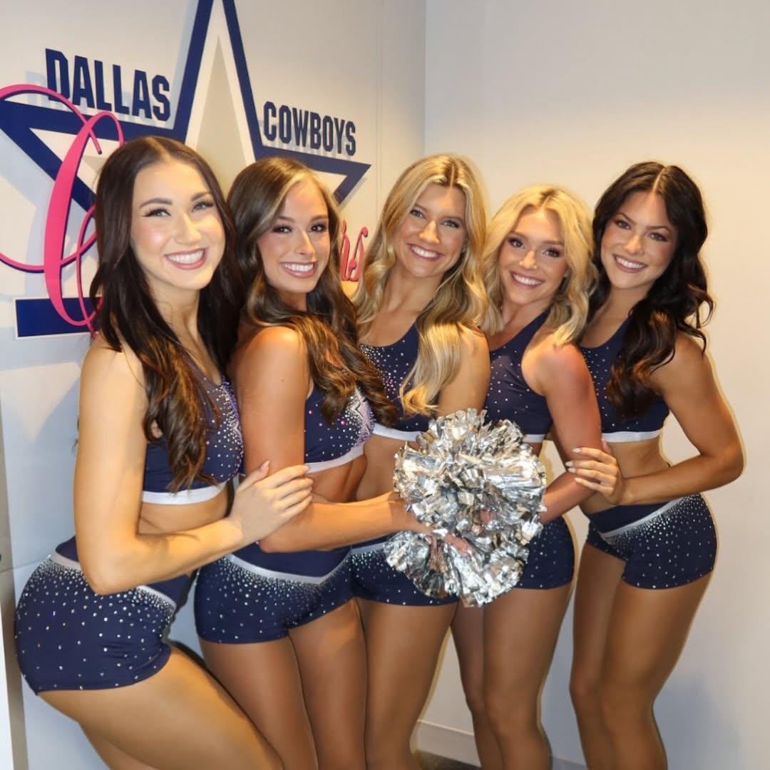 savannahdastrup's tweet photo. dreams come blue !!!! 💙🌟 https://t.co/nG47QWNv5m
