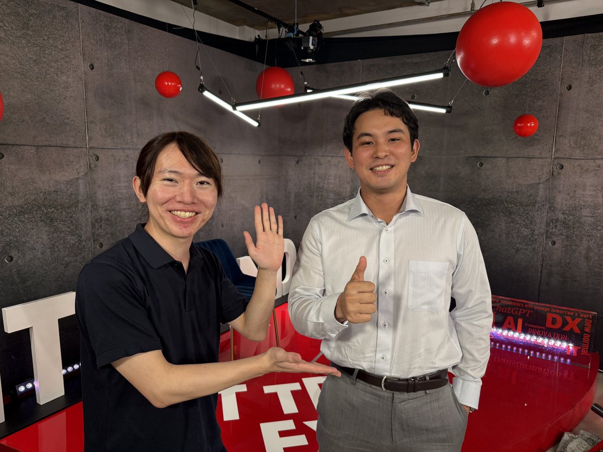 ImAI_Eruel's tweet photo. 今日たまたま仕事でご一緒した、松尾研の先輩でチームみらい党首 安野さんにも誕生日を祝ってもらいました！🎂
今年度はほぼ毎月この組み合わせで何かやってる気がします。
ありがとうございました！
最近は国政の先頭に立たれて、本当に色々お疲れ様です。 https://t.co/KPcVsncgIt