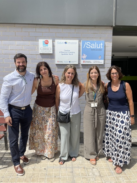 CAPSBEsq's tweet photo. L’equip directiu del #CAPErnestLluch, el tècnic de salut de #CAPSBE, Lluís González, i la directora d’Innovació, la Dra. Mireia Sans, han visitat el CAP Igualada Nord per conèixer de primera mà una experiència innovadora de transformació organitzativa https://t.co/tuOZbwbLjb