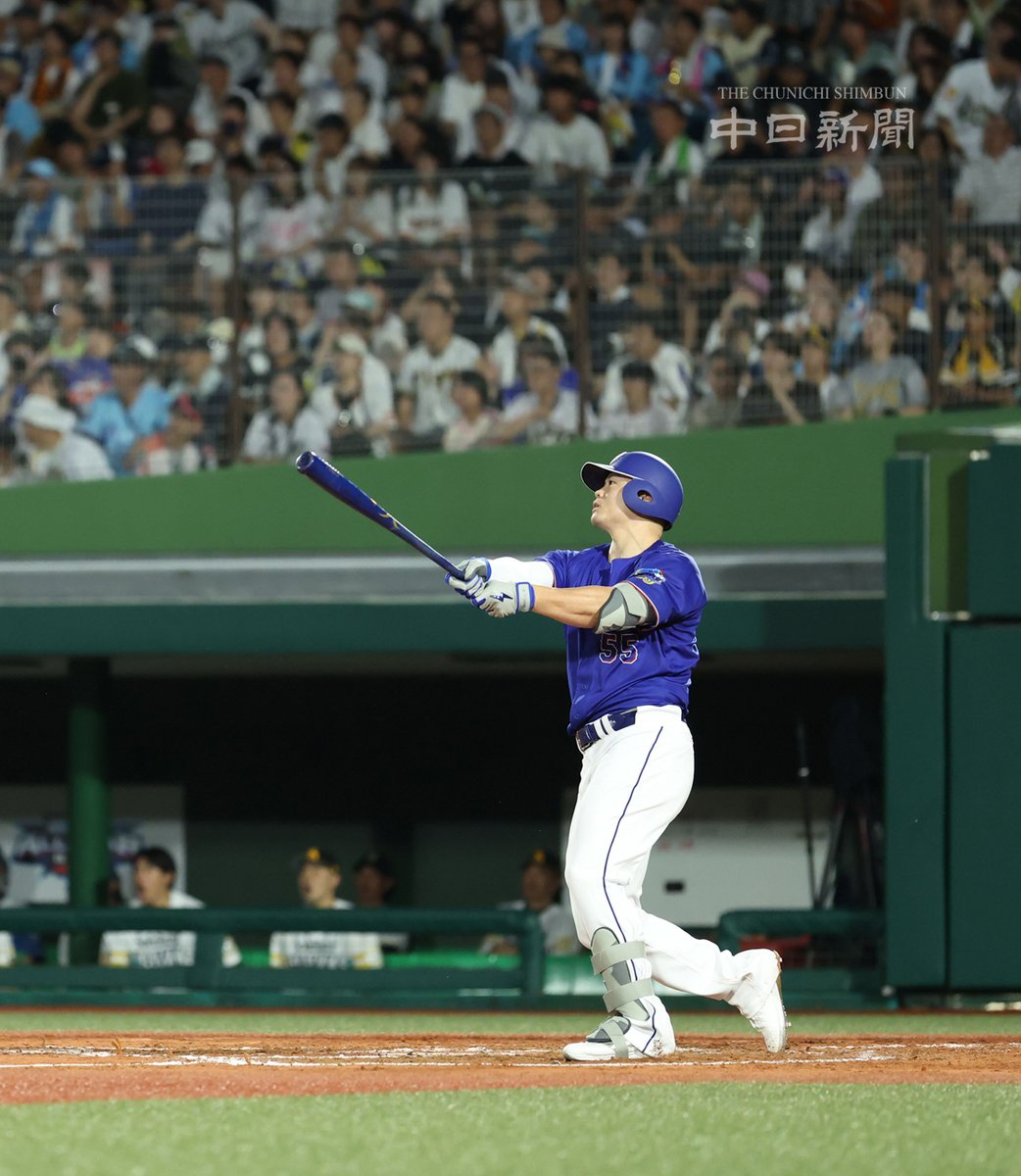 chunichiphoto's tweet photo. 【ドラゴンズ】細川選手、２戦連発 #細川成也 #中日新聞 #中日スポーツ https://t.co/EGHm1esKrP