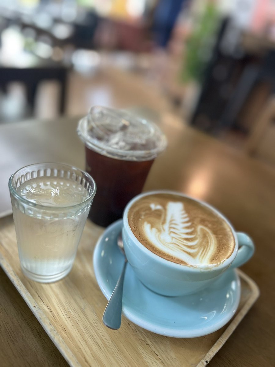_dark_zone's tweet photo. กาแฟที่ดี คือกาแฟที่ดื่มกับเธอ☕️
น้ำที่ดี คือน้ำที่ดื่มจากปากของเธอ😊 https://t.co/uKFJQkuYZ9