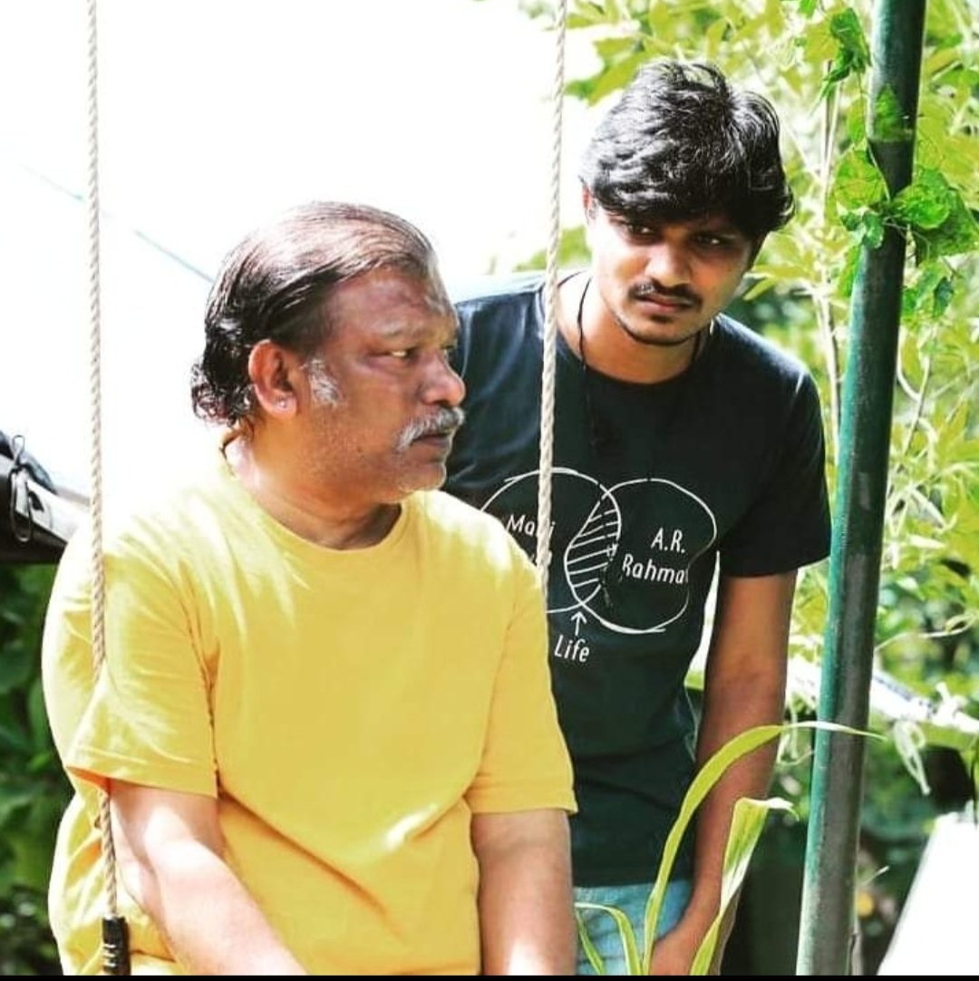 directedbykrish's tweet photo. మంచి DNA ఇచ్చిన నా తండ్రికి,
పోయెట్రీ మీద ప్రేమని చెప్పిన #యండమూరి గారికి,
సినిమా గురించి చెప్పిన గురువు #కృష్ణవంశీ గారికి,
వ్యక్తిత్వాన్ని నేర్పించిన గురువు "పూరీ" సర్ కి❤️🙏🙌😘
"గురు బ్రహ్మః, గురు విష్ణు,
గురు సాక్షాత్ పరబ్రహ్మః,
తస్మైశ్రీ గురవే నమః"
#గురుపౌర్ణమి శుభాకాంక్షలు https://t.co/G05ub1Lrpv