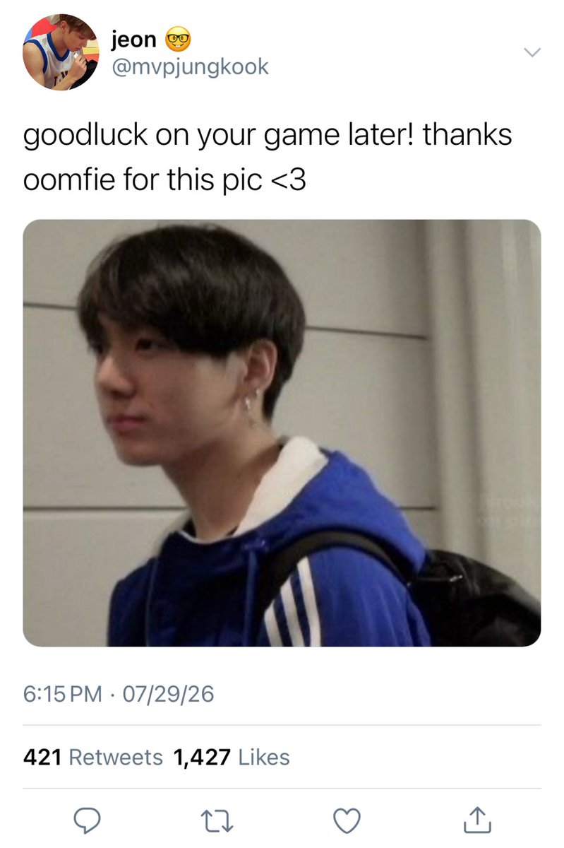 9597THVJK's tweet photo. an #taekook filo au where,

kth acts like jjk doesn't exist on campus, but secretly runs the biggest fan account for the school's UAAP basketball captain. 

one forgotten account switch and he accidentally doxxes himself to the one person he swore would never find out. https://t.co/HjeGvFt0Gw