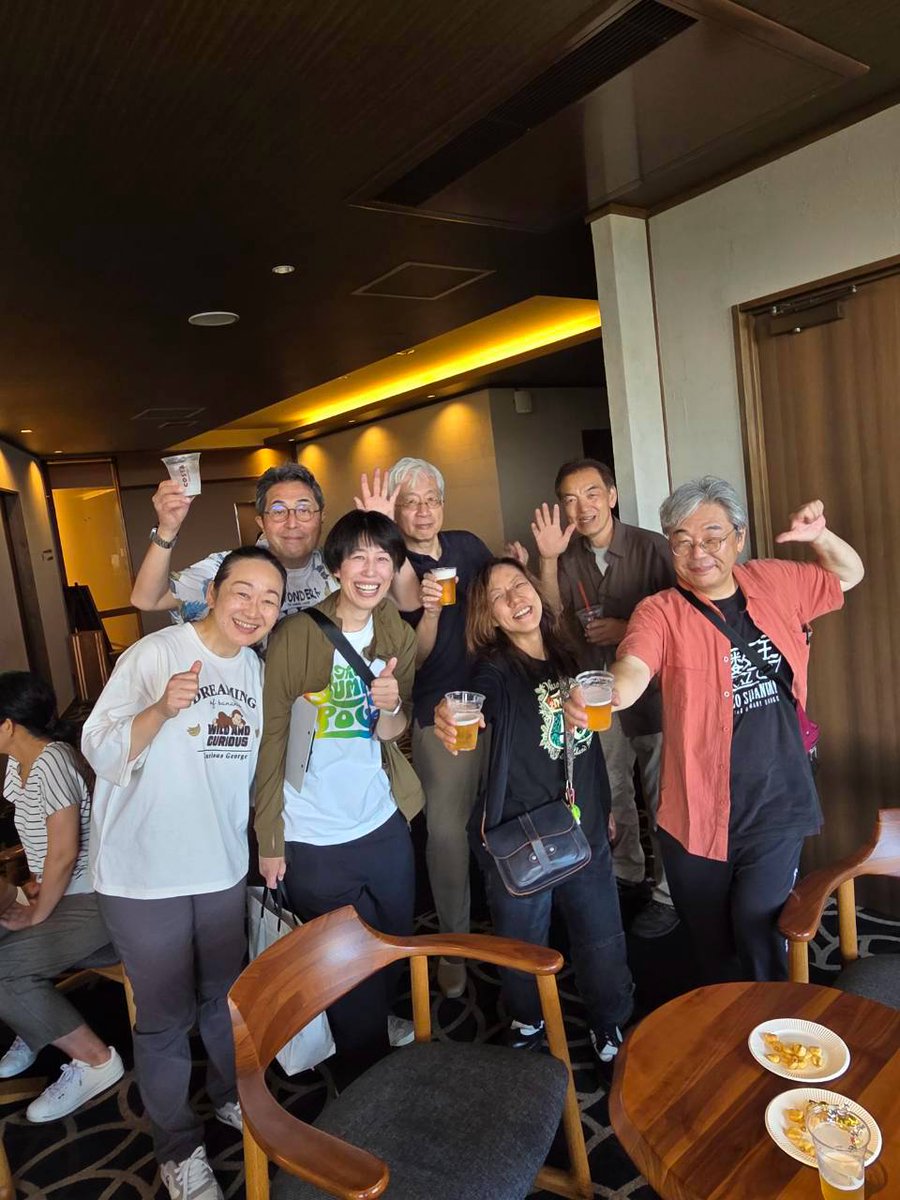 ketchy167's tweet photo. 2026淡路島大人の夏休み
安達久美ギタースクール合宿
サポートメンバーとして参加させていただきました.
昨年に引き続き2回目です。
楽しすぎ、美味すぎ、呑みすぎ の二日間
皆様 大変お世話になりました‼ https://t.co/uj3huO9eaR