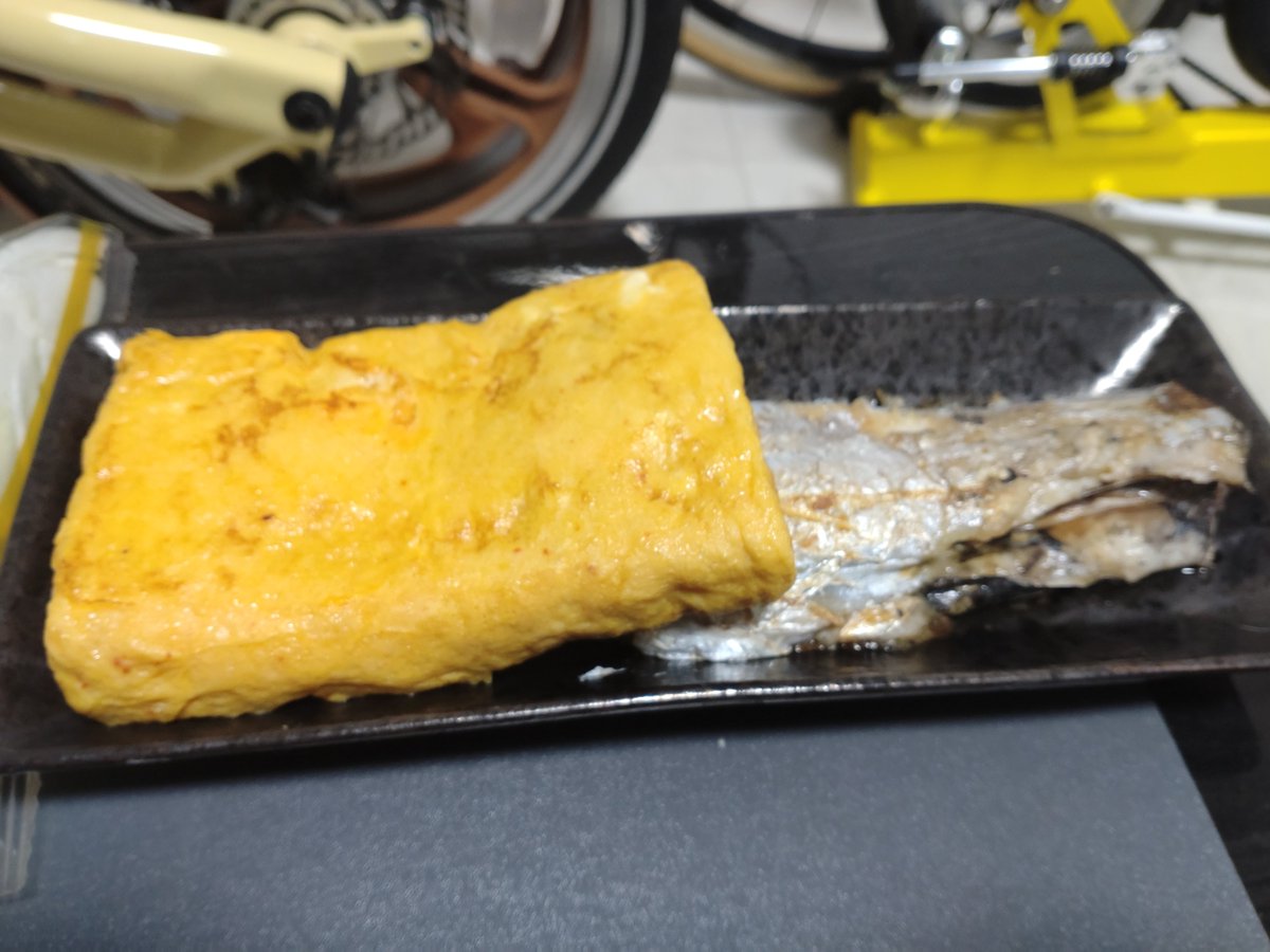 mr_tnk01's tweet photo. 自分あるある

焼き魚と卵焼きをセットにしがち https://t.co/kB6Pu2Vwgv