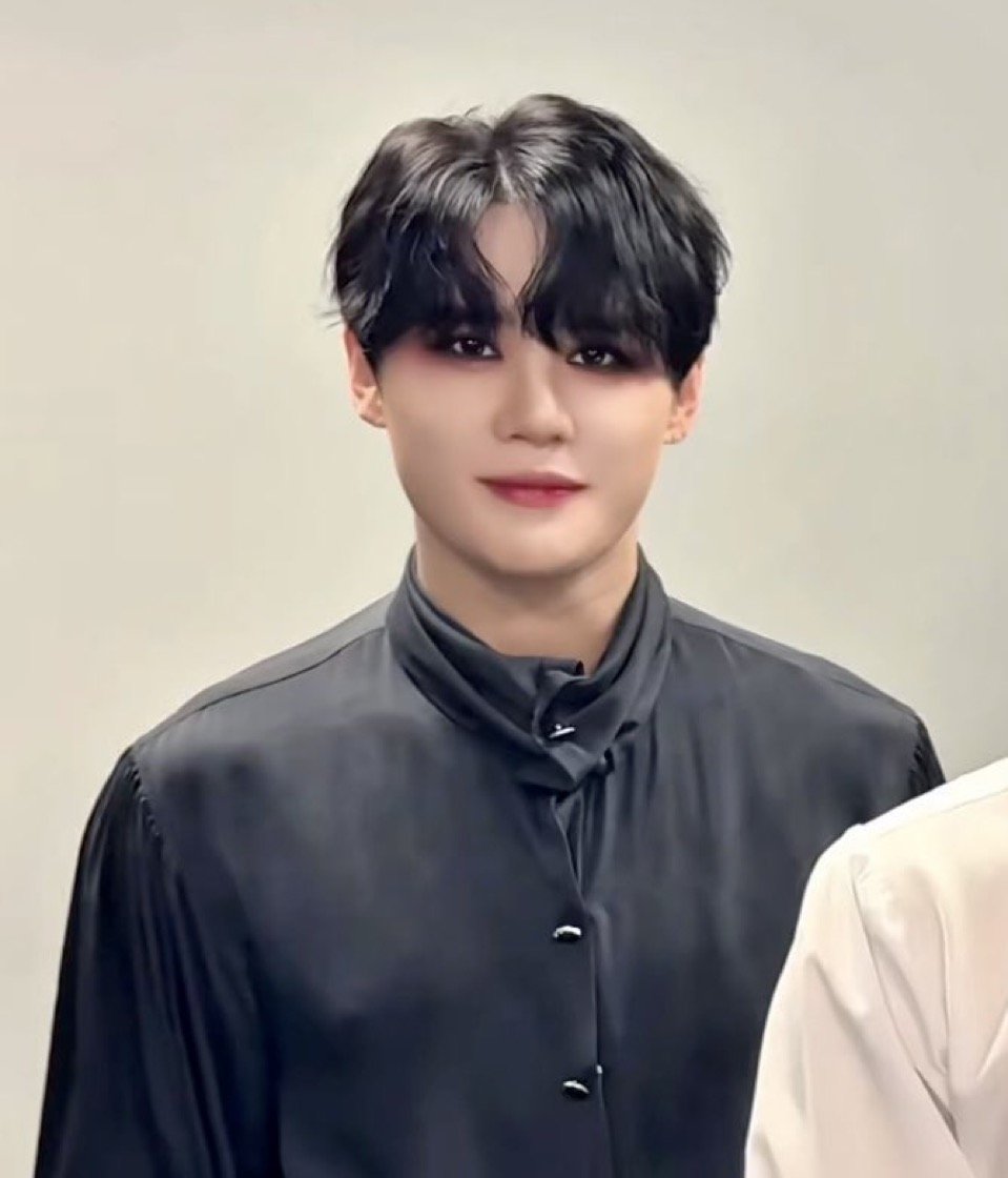 XIA_12150401's tweet photo. 갭갭쩐다 주인님 🖤 https://t.co/5gOwXJoE3F