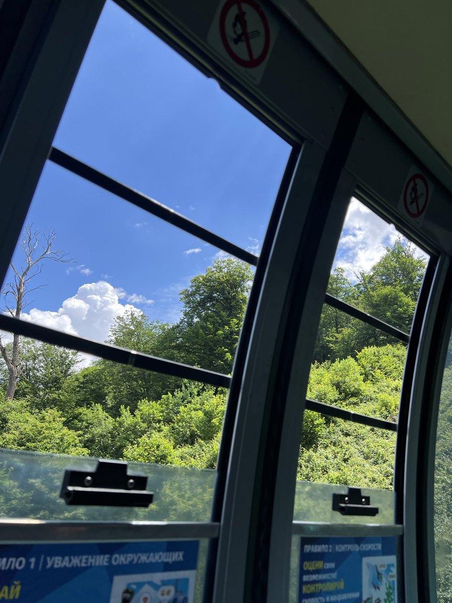 fatimahm997's tweet photo. ⛰️🚠🌅 https://t.co/az726SDPh2