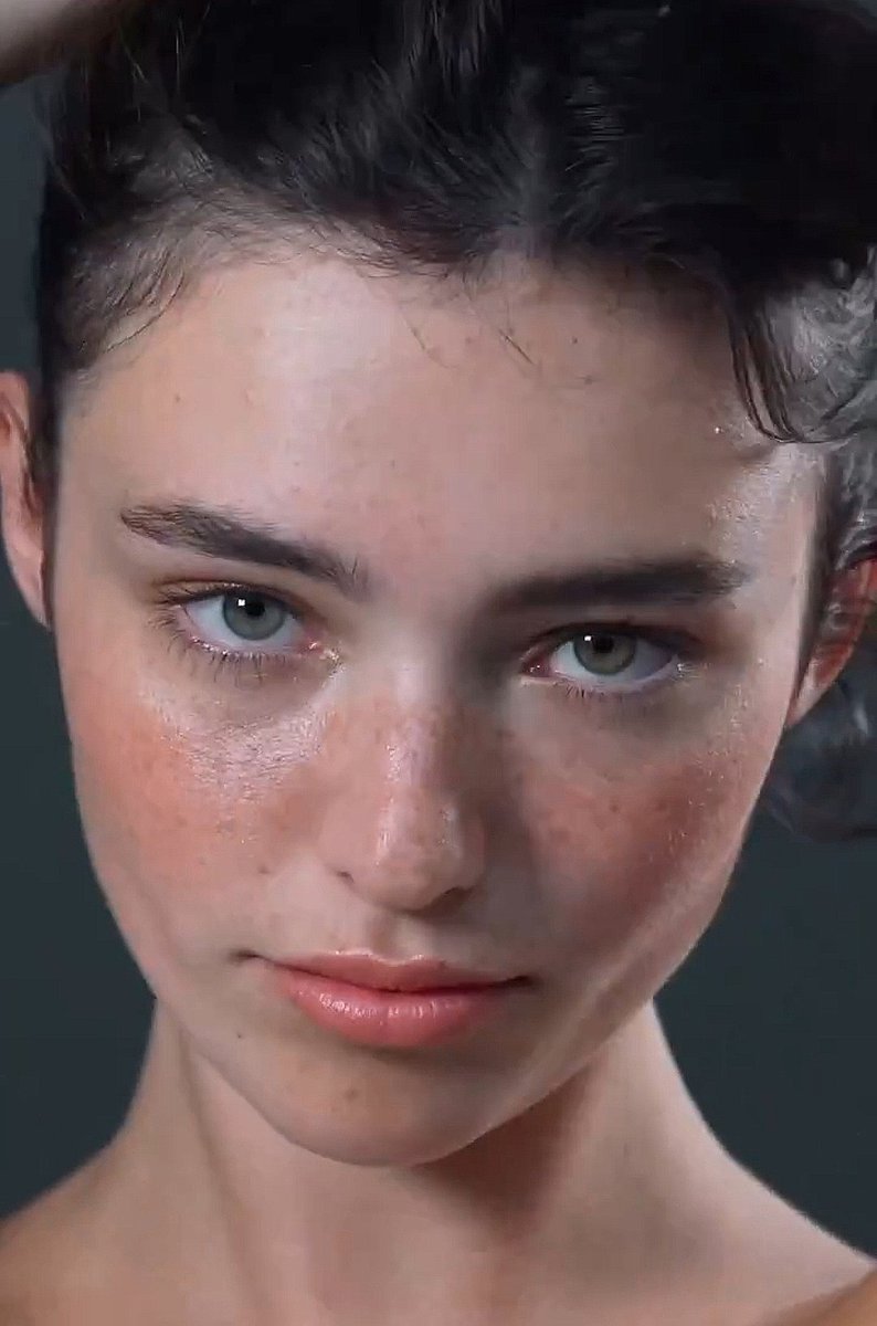 WorldWarGio's tweet photo. The Look my sister gives me while my mom berates me over the 7tb of incest porn she found in the dishwasher https://t.co/yOF8tJNGXT