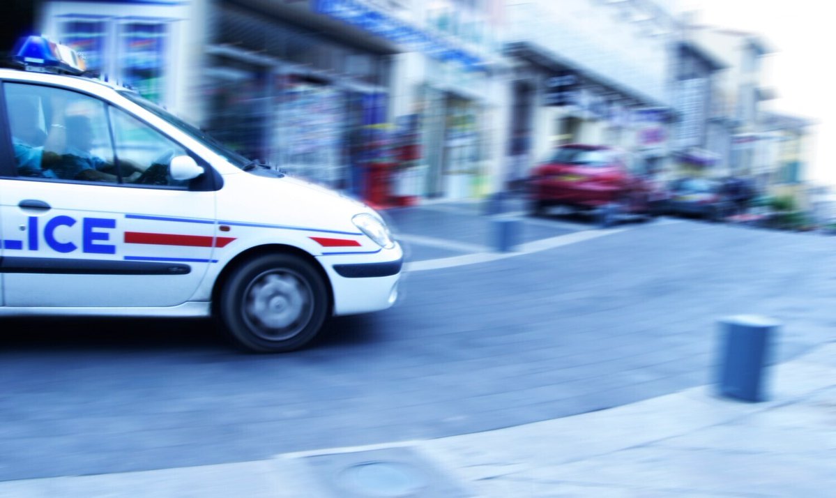 humanite_fr's tweet photo. Attaque au couteau à Paris : l’état des femmes blessées est désormais « stabilisé », la garde à vue du suspect levée pour raison psychiatrique

➡️ https://t.co/WSdpDobGmv https://t.co/w3fjhmJpfv
